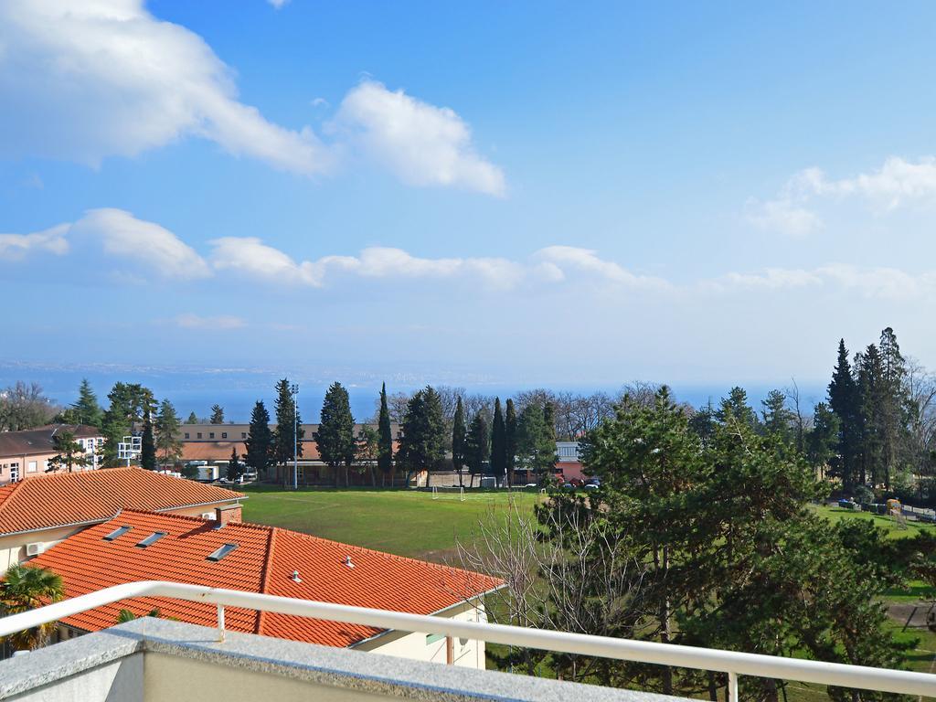 Apartment Cindy Lovran Bilik gambar