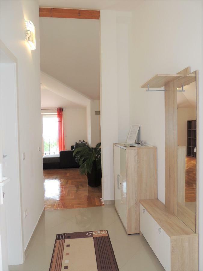 Apartment Cindy Lovran Luaran gambar